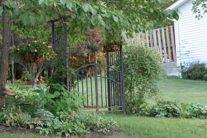 Photobucket - Video and Image Hosting